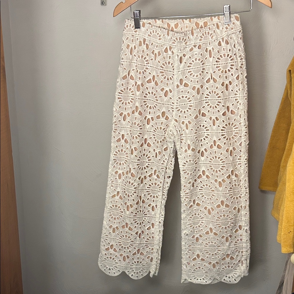 Red Carter Anthro White Crochet Lace Wide Leg Pants fully lined